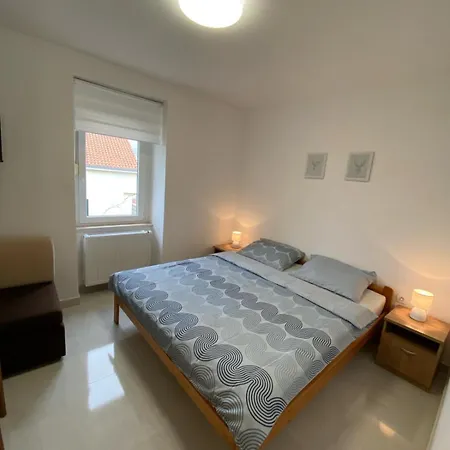 Apartmani Radosav Šilo Exterior foto